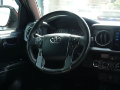 Used 2018  Toyota Tacoma Double Cab 5' Bed V6 4x4 &lpar;Natl&rpar; at Auto Finance Center LLC near Woodbridge&comma; VA