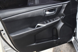 Used 2017  Toyota Camry Auto &lpar;Natl&rpar; at Auto Finance Center LLC near Woodbridge&comma; VA