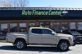 Used 2018  Toyota Tacoma Double Cab 5' Bed V6 4x4 &lpar;Natl&rpar; at Auto Finance Center LLC near Woodbridge&comma; VA