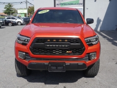Used 2018  Toyota Tacoma Double Cab 5' Bed V6 4x4 &lpar;Natl&rpar; at Auto Finance Center LLC near Woodbridge&comma; VA