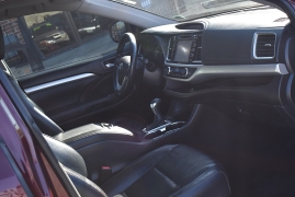 Used 2015  Toyota Highlander 4d SUV FWD XLE at Auto Finance Center LLC near Woodbridge, VA