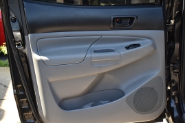Used 2015  Toyota Tacoma 4WD Double Cab V6 &lpar;Natl&rpar; at Auto Finance Center LLC near Woodbridge&comma; VA