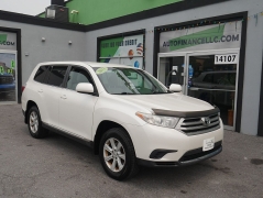 Used 2013  Toyota Highlander 4d SUV AWD at Auto Finance Center LLC near Woodbridge&comma; VA