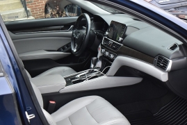 Used 2018  Honda Accord Sedan 4d EX-L 1&period;5L w&sol;Navigation at Auto Finance Center LLC near Woodbridge&comma; VA