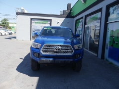 Used 2017  Toyota Tacoma Double Cab 5' Bed V6 4x4 (Natl) at Auto Finance Center LLC near Woodbridge, VA