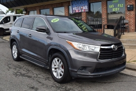 Used 2016  Toyota Highlander FWD 4dr V6 LE &lpar;Natl&rpar; at Auto Finance Center LLC near Woodbridge&comma; VA