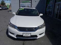 Used 2014  Honda Accord Sedan 4d Touring at Auto Finance Center LLC near Woodbridge&comma; VA