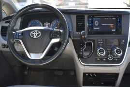 Used 2015  Toyota Sienna 5dr Van FWD (Natl) at Auto Finance Center LLC near Woodbridge, VA