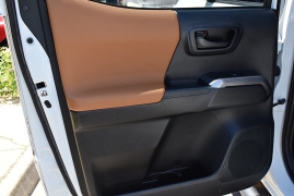 Used 2017  Toyota Tacoma Double Cab 5' Bed V6 4x2 AT &lpar;Natl&rpar; at Auto Finance Center LLC near Woodbridge&comma; VA