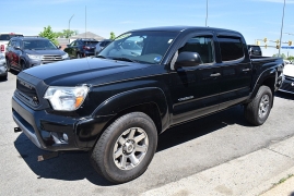 Used 2015  Toyota Tacoma 4WD Double Cab V6 &lpar;Natl&rpar; at Auto Finance Center LLC near Woodbridge&comma; VA