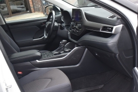 Used 2023  Toyota Highlander AWD &lpar;Natl&rpar; at Auto Finance Center LLC near Woodbridge&comma; VA