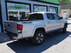 Used 2018  Toyota Tacoma Double Cab 5' Bed V6 4x4 &lpar;Natl&rpar; at Auto Finance Center LLC near Woodbridge&comma; VA