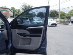 Used 2015  Toyota Highlander FWD 4dr V6 LE &lpar;Natl&rpar; at Auto Finance Center LLC near Woodbridge&comma; VA