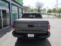 Used 2022  Toyota Tacoma 4WD Double Cab 5' Bed V6 &lpar;Natl&rpar; at Auto Finance Center LLC near Woodbridge&comma; VA