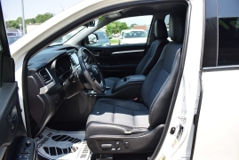 Used 2016 Toyota Highlander 4d SUV FWD LE Plus at Auto Finance Center LLC near Woodbridge, VA