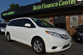 Used 2015  Toyota Sienna 5dr Van LE FWD &lpar;Natl&rpar; at Auto Finance Center LLC near Woodbridge&comma; VA