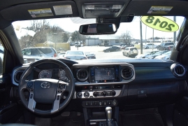 Used 2018  Toyota Tacoma Double Cab 5' Bed V6 4x4 &lpar;Natl&rpar; at Auto Finance Center LLC near Woodbridge&comma; VA