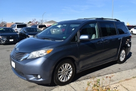 Used 2015  Toyota Sienna 5dr Van FWD (Natl) at Auto Finance Center LLC near Woodbridge, VA