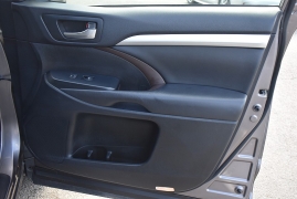 Used 2019  Toyota Highlander V6 AWD &lpar;Natl&rpar; at Auto Finance Center LLC near Woodbridge&comma; VA