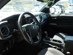 Used 2016  Toyota Tacoma 4WD Double Cab V6 &lpar;Natl&rpar; at Auto Finance Center LLC near Woodbridge&comma; VA