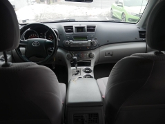 Used 2011  Toyota Highlander FWD 4dr V6 &lpar;Natl&rpar; at Auto Finance Center LLC near Woodbridge&comma; VA