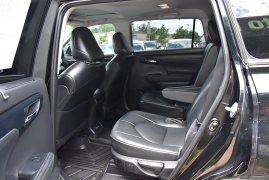 Used 2022 Toyota Highlander XLE FWD at Auto Finance Center LLC near Woodbridge, VA