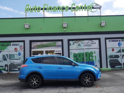 2016 Toyota RAV4 SE's photo