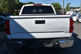 Used 2018  Toyota Tundra 4WD CrewMax 5&period;5' Bed 5&period;7L FFV &lpar;Natl&rpar; at Auto Finance Center LLC near Woodbridge&comma; VA