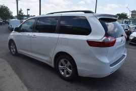 Used 2015  Toyota Sienna 5dr Van LE FWD &lpar;Natl&rpar; at Auto Finance Center LLC near Woodbridge&comma; VA