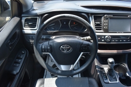 Used 2016 Toyota Highlander 4d SUV FWD LE Plus at Auto Finance Center LLC near Woodbridge, VA