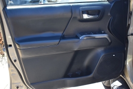 Used 2018  Toyota Tacoma Double Cab 5' Bed V6 4x4 &lpar;Natl&rpar; at Auto Finance Center LLC near Woodbridge&comma; VA