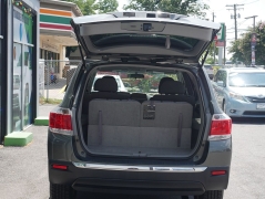 Used 2012  Toyota Highlander FWD 4dr I4 &lpar;Natl&rpar; at Auto Finance Center LLC near Woodbridge&comma; VA