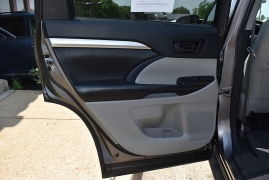 Used 2017 Toyota Highlander 4d SUV FWD LE Plus at Auto Finance Center LLC near Woodbridge, VA