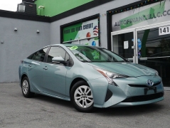 Used 2016  Toyota Prius 5dr HB Two &lpar;Natl&rpar; at Auto Finance Center LLC near Woodbridge&comma; VA