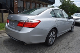 Used 2013  Honda Accord Sedan 4d LX CVT at Auto Finance Center LLC near Woodbridge&comma; VA