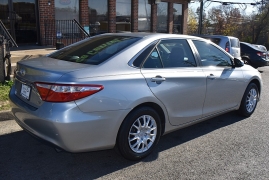 Used 2016  Toyota Camry 4dr Sdn I4 Auto (Natl) at Auto Finance Center LLC near Woodbridge, VA