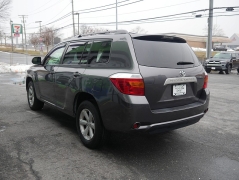 Used 2011  Toyota Highlander FWD 4dr V6 &lpar;Natl&rpar; at Auto Finance Center LLC near Woodbridge&comma; VA
