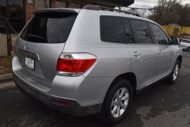 Used 2011  Toyota Highlander FWD 4dr V6 &lpar;Natl&rpar; at Auto Finance Center LLC near Woodbridge&comma; VA