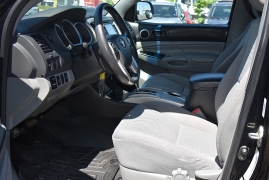Used 2015  Toyota Tacoma 4WD Double Cab V6 &lpar;Natl&rpar; at Auto Finance Center LLC near Woodbridge&comma; VA