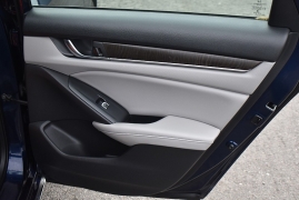 Used 2018  Honda Accord Sedan 4d EX-L 1&period;5L w&sol;Navigation at Auto Finance Center LLC near Woodbridge&comma; VA