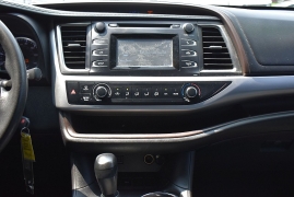 Used 2016  Toyota Highlander FWD 4dr V6 LE &lpar;Natl&rpar; at Auto Finance Center LLC near Woodbridge&comma; VA