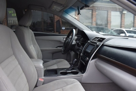 Used 2017  Toyota Camry Auto &lpar;Natl&rpar; at Auto Finance Center LLC near Woodbridge&comma; VA