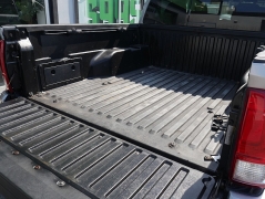 Used 2017  Toyota Tacoma Double Cab 5' Bed V6 4x2 AT &lpar;Natl&rpar; at Auto Finance Center LLC near Woodbridge&comma; VA