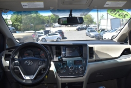 Used 2016  Toyota Sienna 5dr Van LE FWD &lpar;Natl&rpar; at Auto Finance Center LLC near Woodbridge&comma; VA