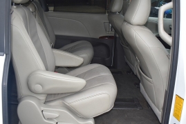 Used 2014  Toyota Sienna 5dr Van V6 FWD &lpar;Natl&rpar; at Auto Finance Center LLC near Woodbridge&comma; VA