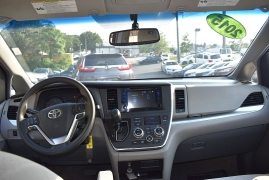 Used 2015  Toyota Sienna 5dr Van LE FWD &lpar;Natl&rpar; at Auto Finance Center LLC near Woodbridge&comma; VA