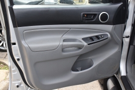 Used 2012  Toyota Tacoma 2WD Double Cab PreRunner V6 Short Bed at Auto Finance Center LLC near Woodbridge&comma; VA