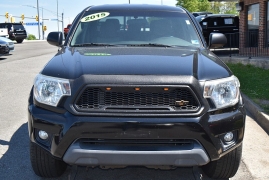 Used 2015  Toyota Tacoma 4WD Double Cab V6 &lpar;Natl&rpar; at Auto Finance Center LLC near Woodbridge&comma; VA