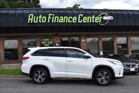 Used 2017 Toyota Highlander 4d SUV AWD LE Plus at Auto Finance Center LLC near Woodbridge, VA