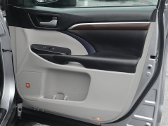 Used 2016 Toyota Highlander 4d SUV AWD Limited Platinum at Auto Finance Center LLC near Woodbridge, VA